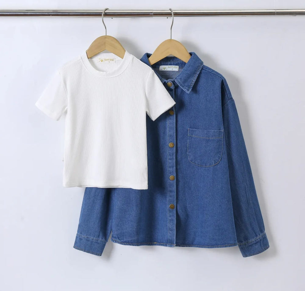 Chemise en jean + t-shirt blanc