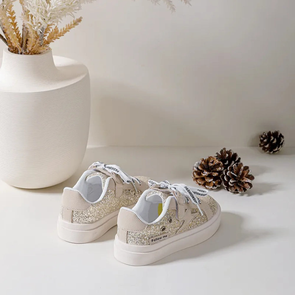 
                      
                        Baskets pailletées enfant
                      
                    
