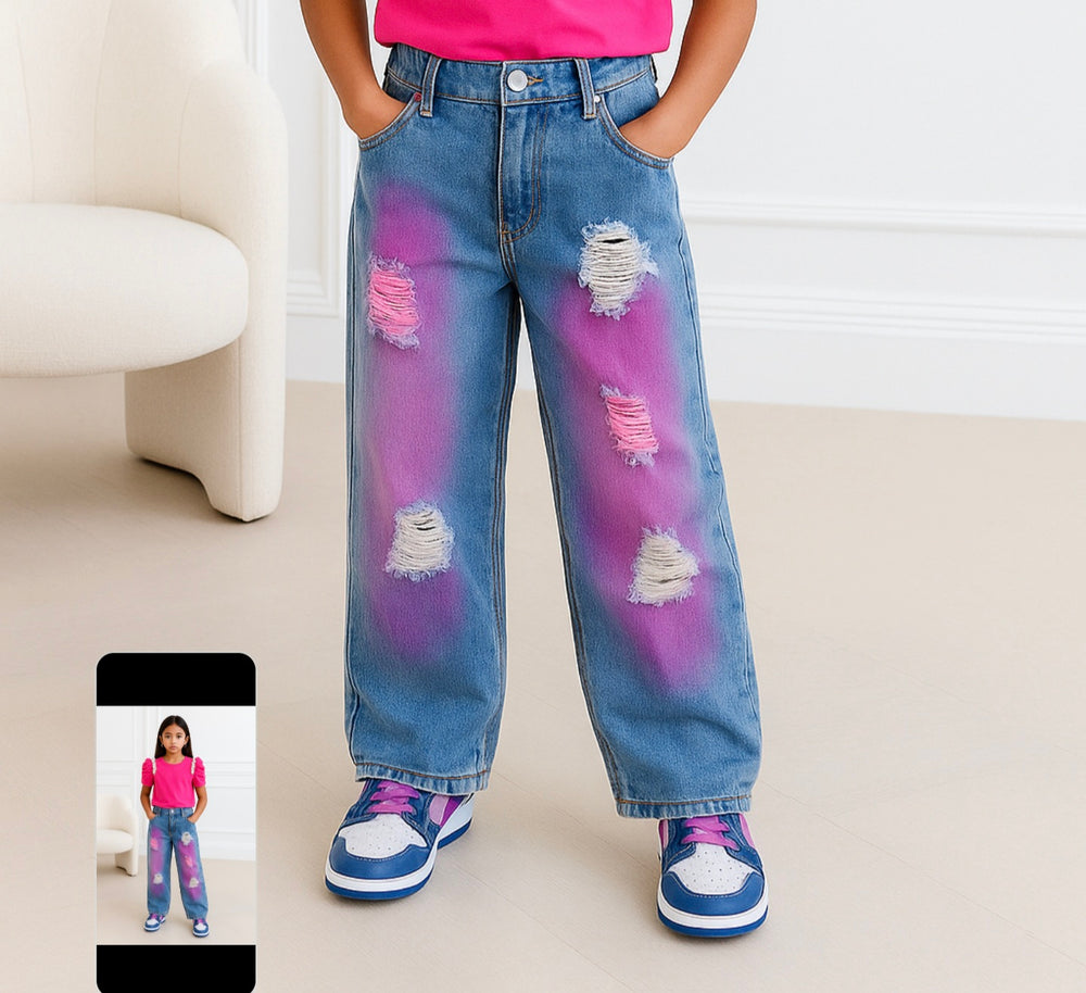 Jean destroy effet peinture rose