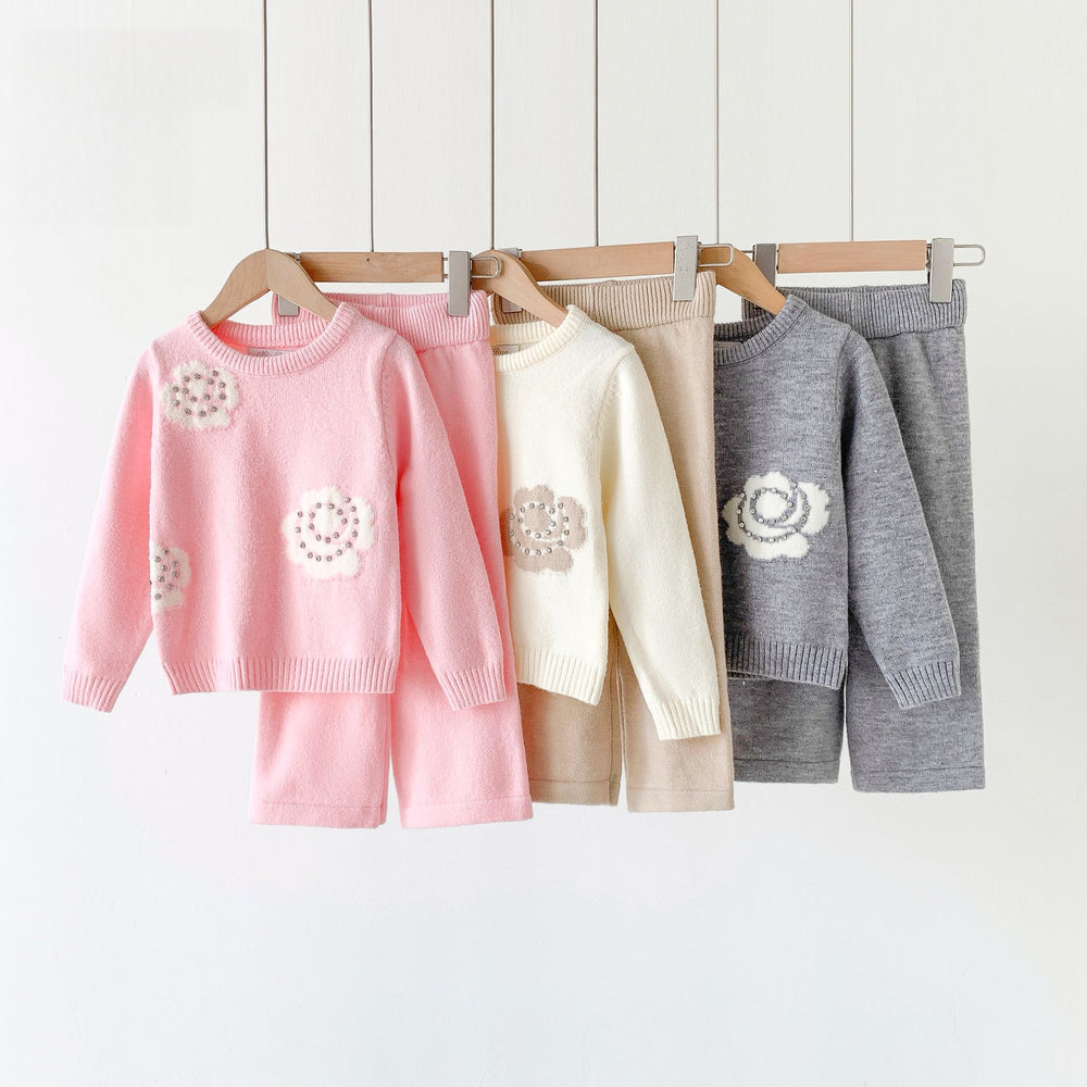ENSEMBLE FILLE TRICOT FLEUR – DOUX & CONFORTABLE