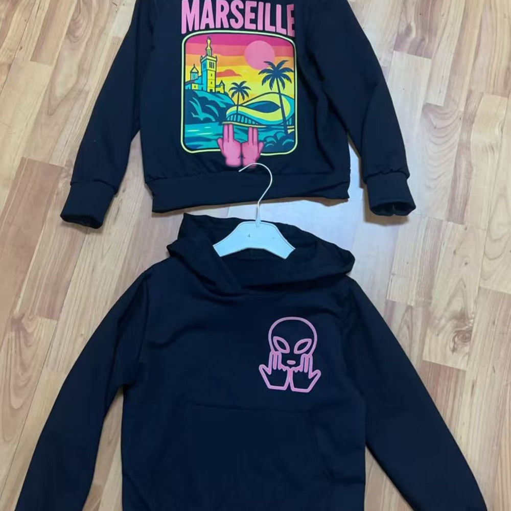 
                      
                        Sweat Marseille Sunset – Édition Street Style
                      
                    