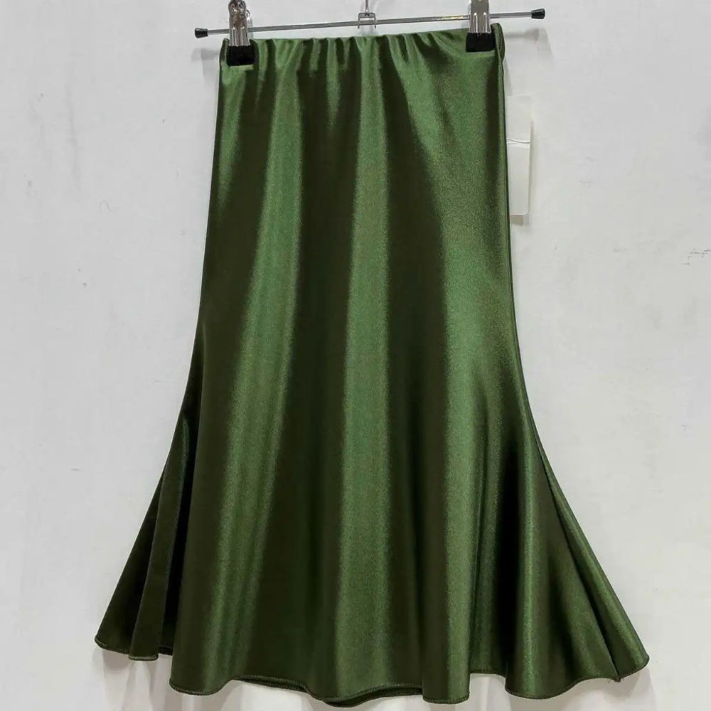 
                      
                        Jupe Satin Fluide
                      
                    