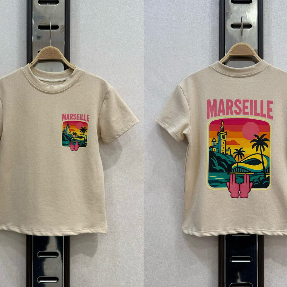 
                      
                        T-shirt Marseille Sunset – Édition Street Style
                      
                    